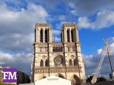 Notre-Dame Frontalansicht